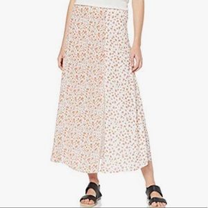 NWT New Look Zoe & Ava Split Skirt